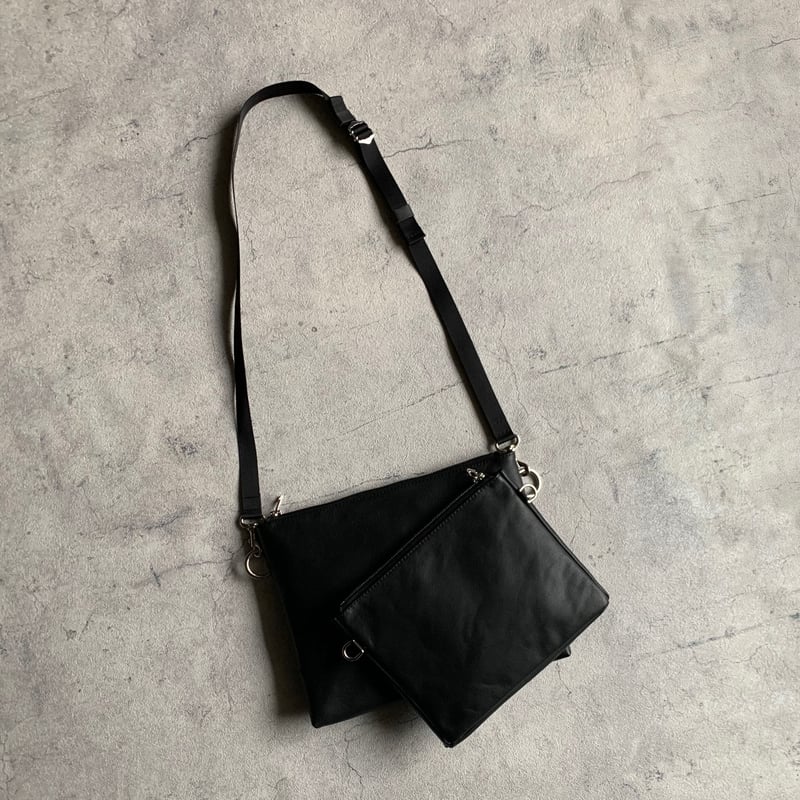 もぐら 美品 ベルルッティ サコッシュ フォンケース　 レザー ブラック ac21207-a01.jpg