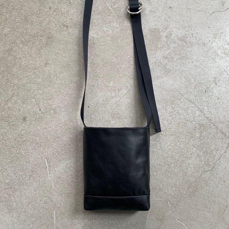 ARUMO ミニレザーショルダーバッグD / レザー | ARUMO OnlineStore