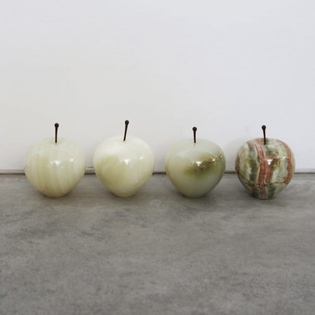Marble Apple【Stripe】Ｌサイズ マーブルアップル L ラージ ストライプ 天然大理石 オブジェ 置物 ペーパーウェイト りんご インテリア雑貨 ディスプレイ ギフト プレゼント