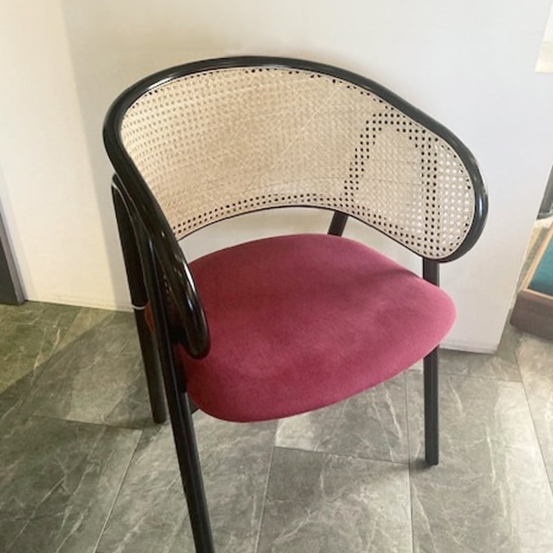 カープ スラィリーチェア 椅子 スライリー 限定チェア　送料込 カープ スラィリーチェア 椅子 スライリー スラィリー - メルカリ