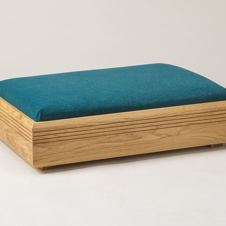 LUSSO ベッド オーク材 ペット家具 天然木 ペットベッド ペットクッション ペット用品 犬 猫 ねこ くつろぎスペース 寝心地抜群 犬用ベッド おしゃれ 犬のベッド ペットソファ