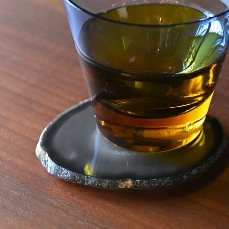 CRYSTAL COASTER 【Black】 amabro アマブロ クリスタルコースター 天然石 メノウ 瑪瑙 パワーストーン アクセサリートレイ 黒 ブラック 一点物 トレー