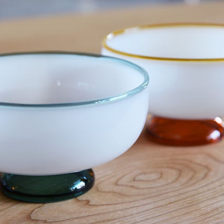 SNOW BOWL amabro アマブロ スノ―ボウル ミルクガラス デザートボウル 耐熱ガラス 電子レンジ可 食洗器可 かき氷 アイス 器 食器 緑 アンバー うつわ テーブルコーディネート