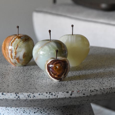 Marble Apple【Stripe】Ｌサイズ マーブルアップル L ラージ ストライプ 天然大理石 オブジェ 置物 ペーパーウェイト りんご インテリア雑貨 ディスプレイ ギフト プレゼント
