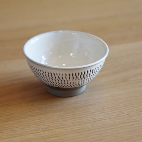 小鹿田焼 小袋定雄窯 煎茶碗 お茶碗 陶器 和食器 民藝 飛び鉋 釉薬 ちゃわん 器 うつわ 飛び鉋 焼き物 陶芸 手仕事 ギフト プレゼント 結婚祝い 新築祝い