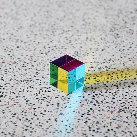 The Original CMY Cube 【30mm】オリジナル CMY キューブ30mm アクリル オブジェ 置物 プリズム インテリア雑貨 シアン マゼンダ イエロー 三原色