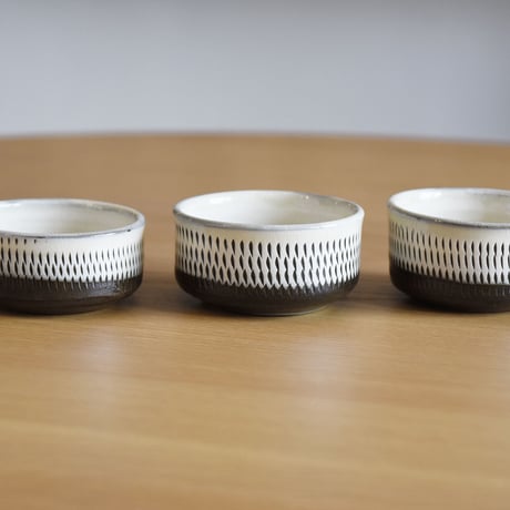 小鹿田焼 小袋定雄 切立小鉢 小皿 小鉢 陶器 和食器 民藝 小鉢 飛び鉋 釉薬 ちゃわん 器 うつわ 飛び鉋 焼物 陶芸 ギフト プレゼント 結婚祝い 新築祝い