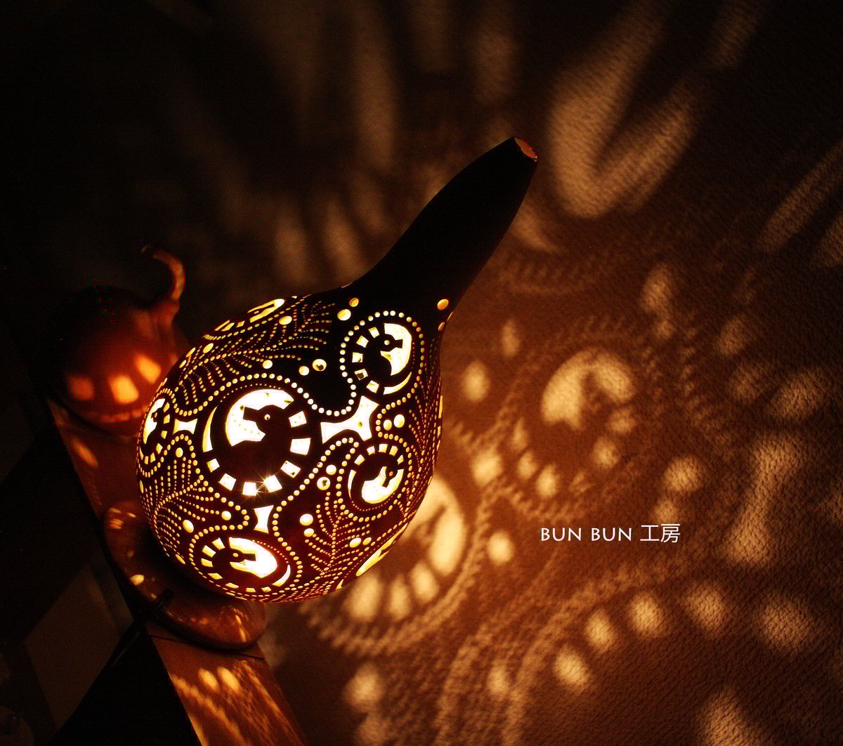 ひょうたんランプ　特長大　ウミガメと鯨の海 ひょうたんランプ-海の泡 SEA DORAGON | ひょうたんランプ bun bun