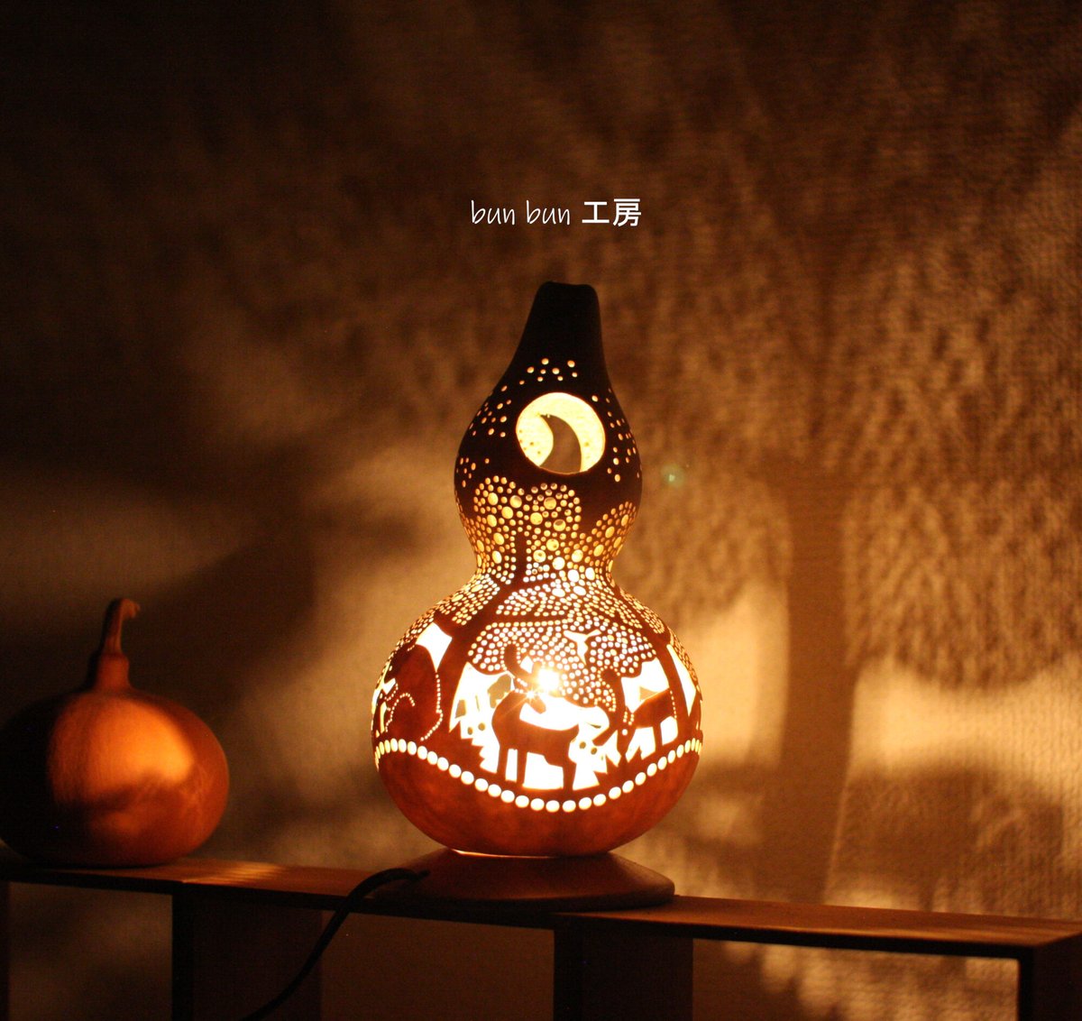 瓢箪 上州瓢箪 ひょうたんの置物022 黒金箔 高さ34cm 金箔貼り加工