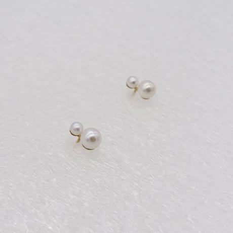 bubble pierced earrings