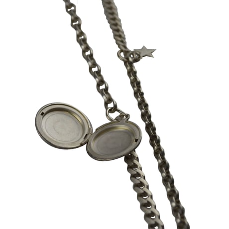 memory necklace / moon
