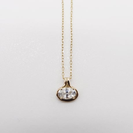 outline necklace