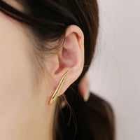 drop pierced earrings