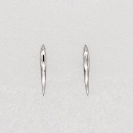 drop pierced earrings