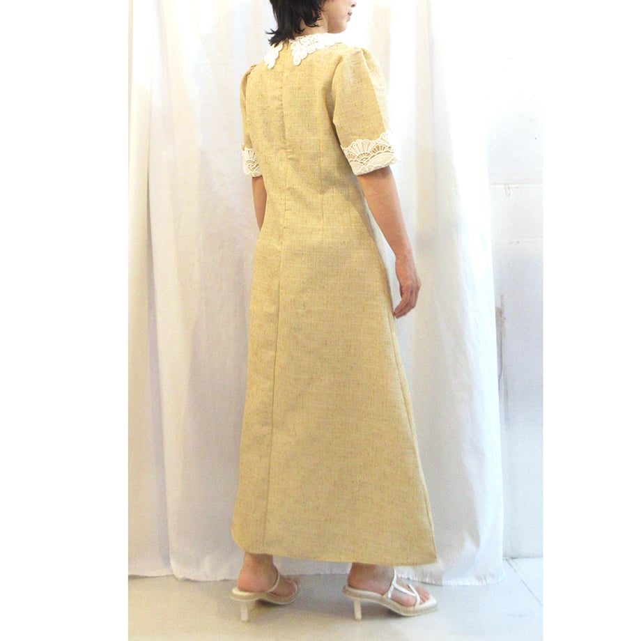 6a165dc0db4bc15450a26d77