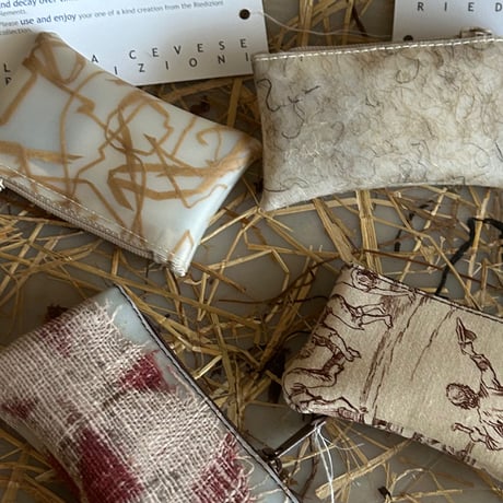 Luisa Cevese vintege textile coin case