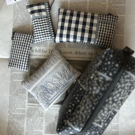 Luisa Cevese dead stock silk   pouch