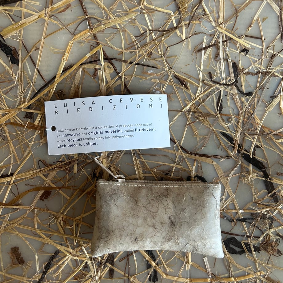 697dbe94035945ef6c956888