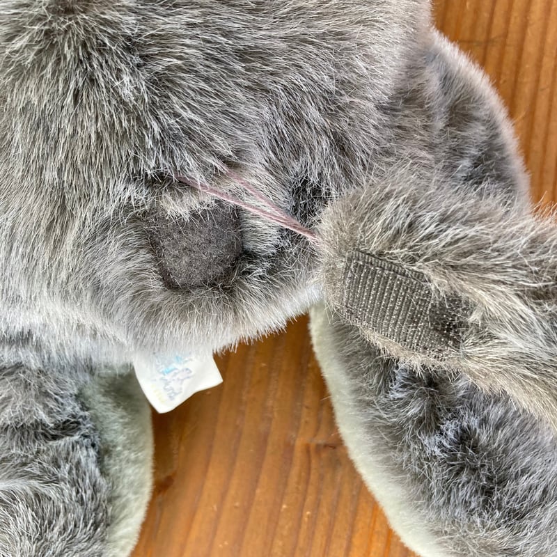 EEYORE Winnie the Pooh イーヨー ぬいぐるみ Disneyland Re