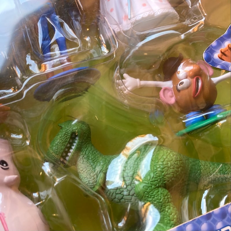 トイストーリー アンディ部屋 フィギュア　日本未発売 トイストーリー アンディ部屋 フィギュア 日本未発売 - メルカリ