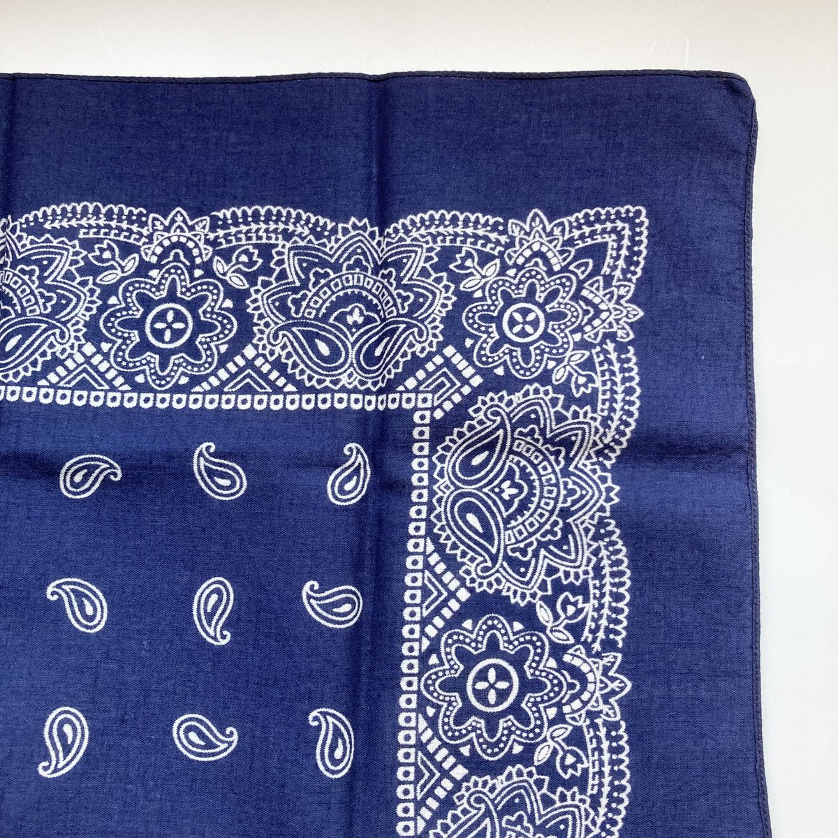 ビンテージ　バンダナ　ネイビー ヴィンテージ バンダナ ネイビー 1970s ／16 | MILMOUNTAIN STORE