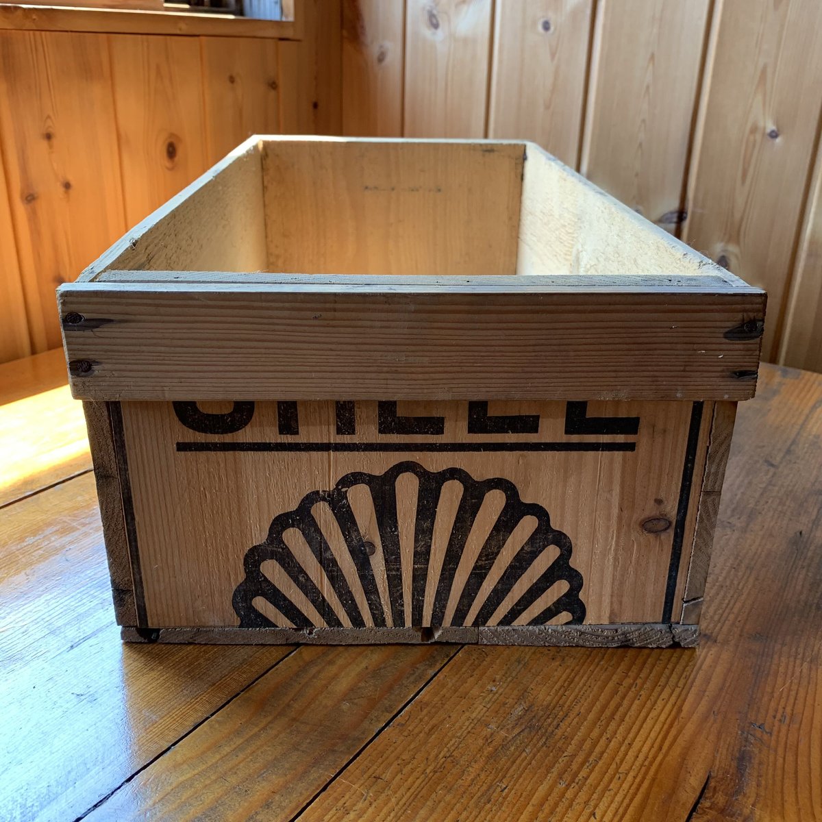 シェル レトロ木箱 『SHELL』Vintage wooden box シェル レトロ木箱 『SHELL』Vintage wooden box - メルカリ