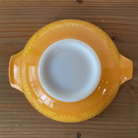 PYREX オールドパイレックス シンデレラボウル M／Daisy