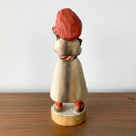 HENNING Wood Carving へニング木彫り彫刻／犬を抱く女性