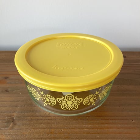 PYREX 4-cup Glass Food Storage Containerパイレックス フタ付きガラスキャニスター／Butterfly