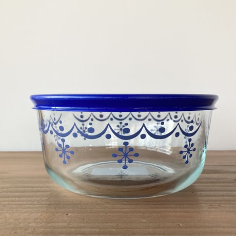 PYREX 4-cup Glass Food Storage Container パイレックス フタ付きガラスキャニスター／Snowflake