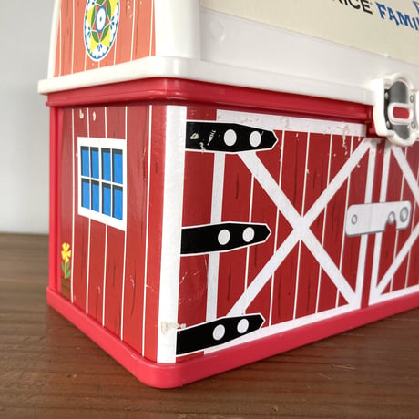 FISHER PRICE FAMILY PLAY FARM 2008