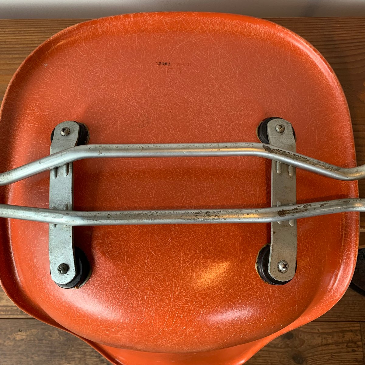 EAMES イームズ チェア ② 1959 サイドシェル スタッキングベース