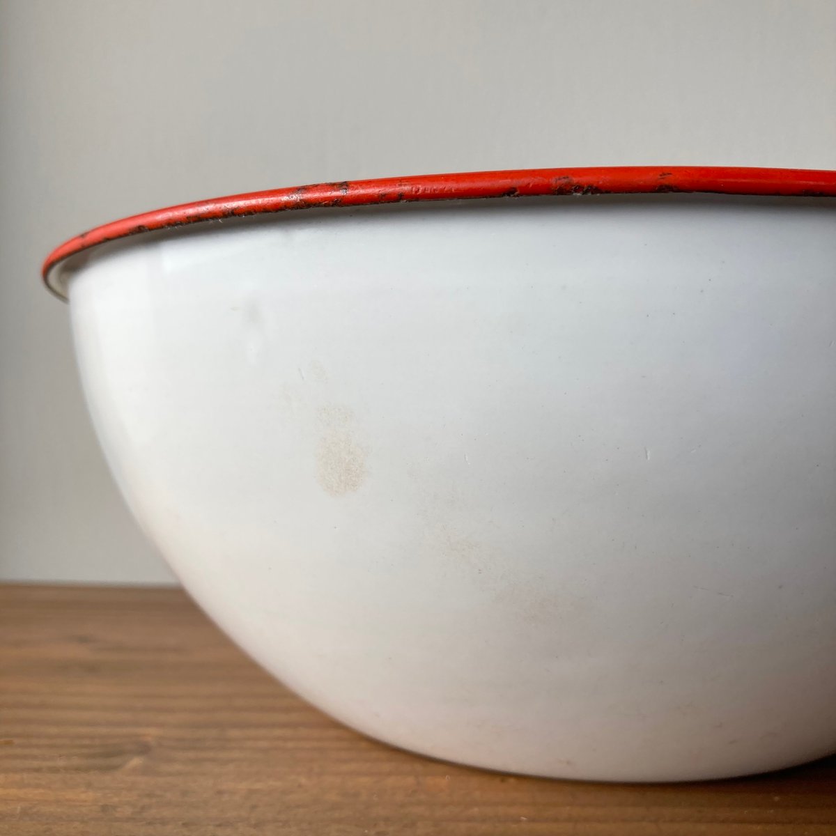 ヴィンテージ 月兎印 FUJII ホーローボウル 24cm／ホワイト×レッド