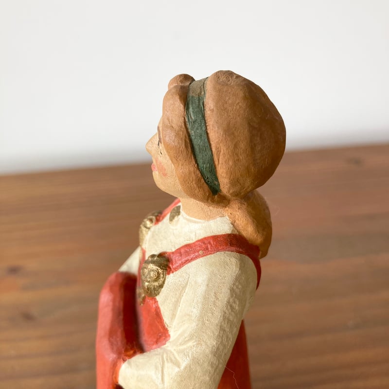 HENNING Wood Carving へニング木彫り彫刻／バイキング女性