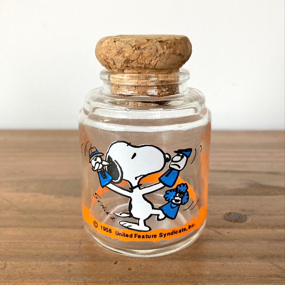 1965年製 レトロ スヌーピー 缶 ガラスケース ２点 まとめ売り SNOOPY スヌーピー ガラスキャニスター 2点セット | MILMOUNTAIN STORE