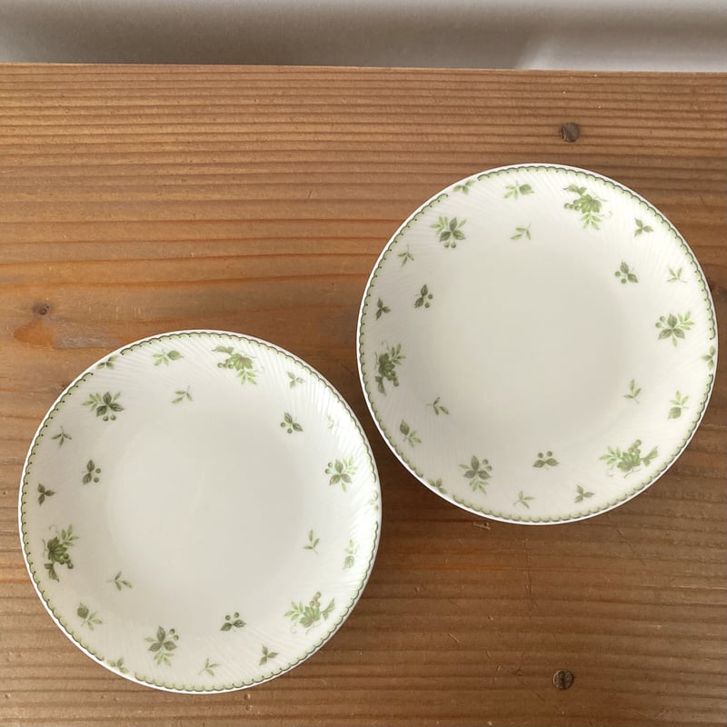 NARUMI Fine China ブドウ＆リーフ柄 ケーキ皿 2枚セット