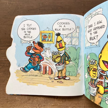 SESAME STREET The ERNIE＆BERT BOOK セサミストリート