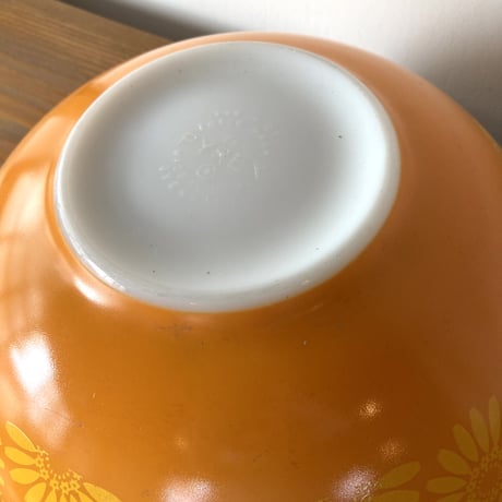 PYREX オールドパイレックス シンデレラボウル LL／Daisy