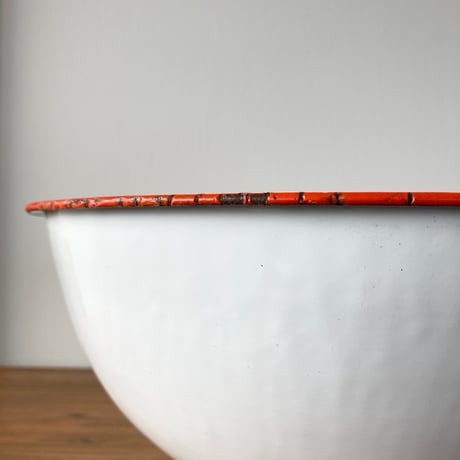 ヴィンテージ ホーローボウル 28cm／ホワイト×レッド