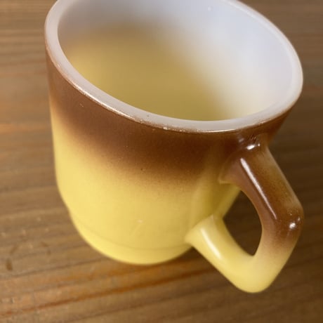FIRE KING ファイヤーキング スタッキングマグ／茶-黄土