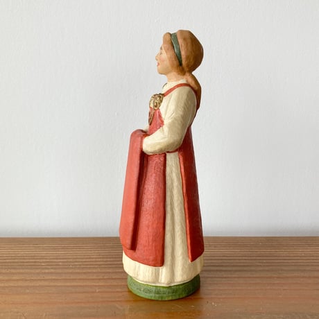 HENNING Wood Carving へニング木彫り彫刻／バイキング女性