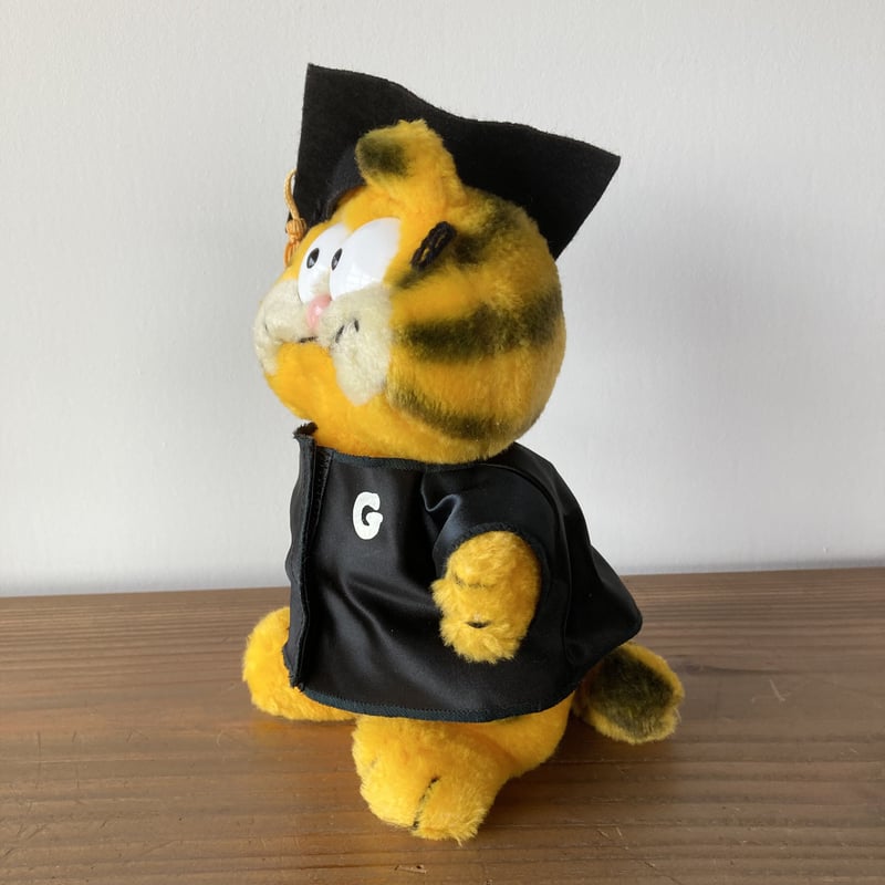 GARFIELD ガーフィールド ぬいぐるみ DAKIN 1980s／GRADUATION |