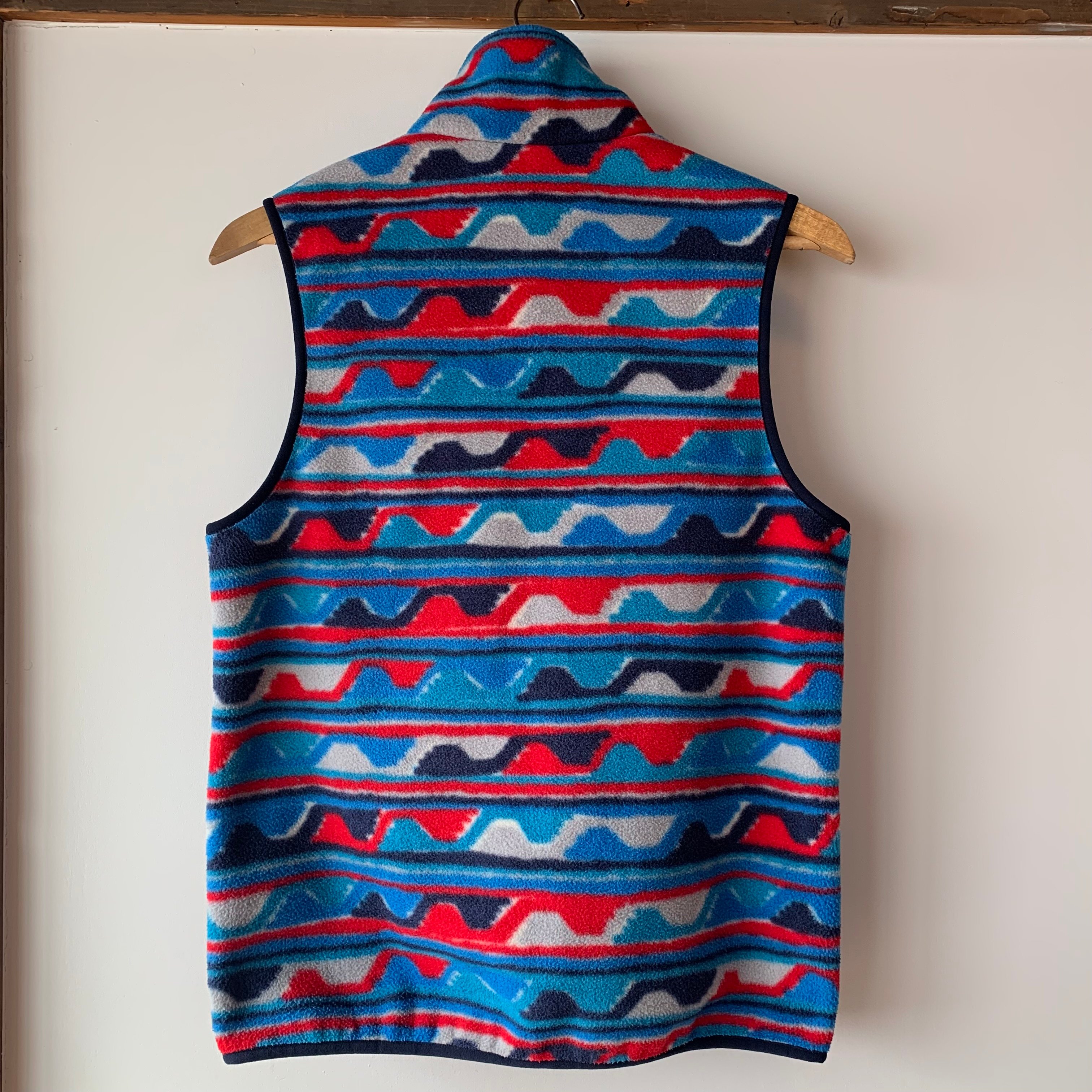 美品！Patagonia パタゴニア SYNCHILLAシンチラ ベスト patagonia SYNCHILLA VEST 2010s 極美品 パタゴニア 総柄シンチラ