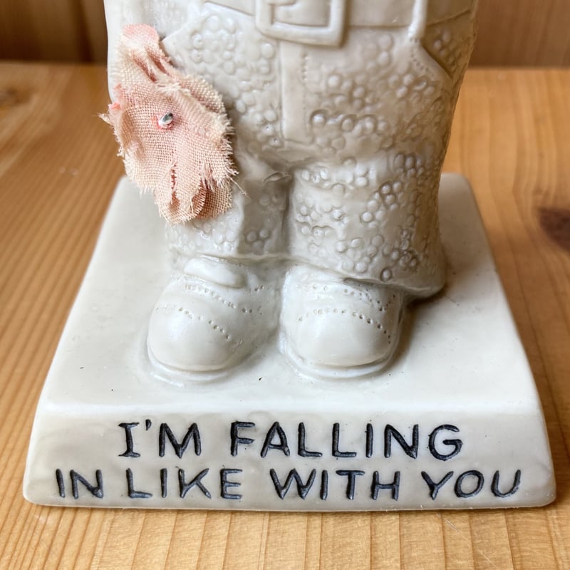 メッセージドール／I'M FALLING IN LIKE WITH YOU | MILMOUN