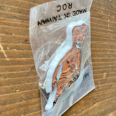 E.T. プラスチック ピンバッジ 袋入り未使用／①