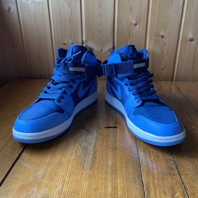 NIKE AIR JORDAN 1 HIGH STRAP size 10 | MILMOUNT NIKE AIR JORDAN 1 HIGH STRAP size 10 | MILMOUNT