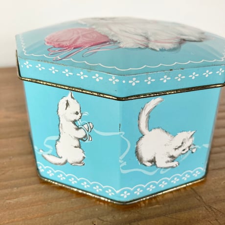 猫 ヴィンテージ ティン缶