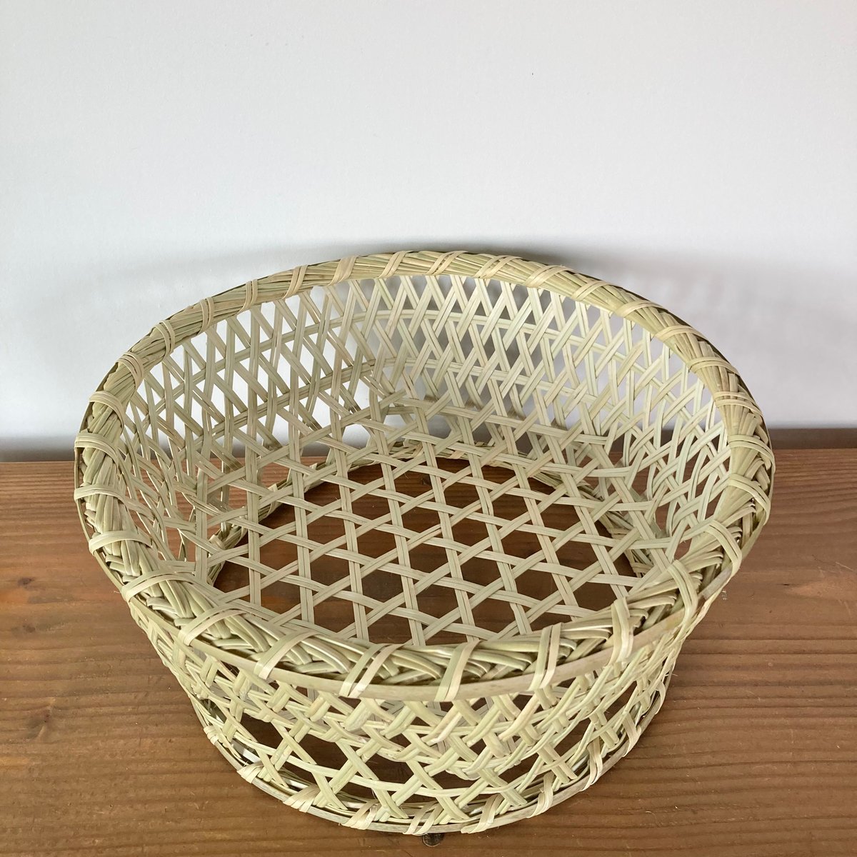 スズ竹 すず竹 ごかご 椀かご(中)／岩手県一戸 鳥越竹細工