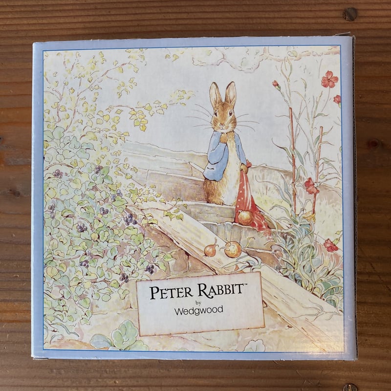 ♣️PETER RABBIT by プレート 1996-2001 ♣️PETER RABBIT byWEDGWOOD プレート 1996-2001