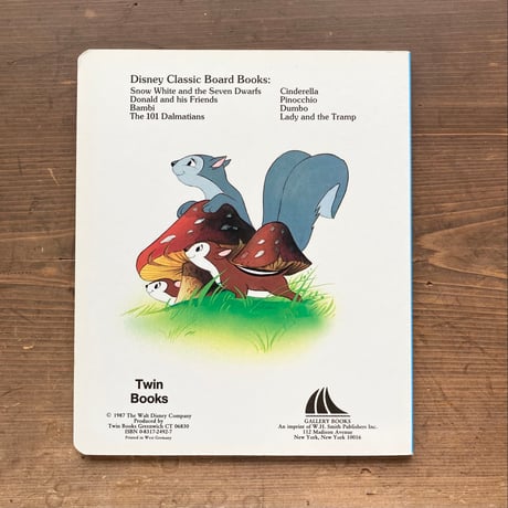 Walt Disney Snow White and the Seven Dwarfs ディズニー 白雪姫と7人のこびと ボードブック 1987年